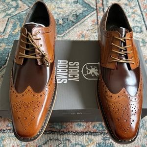 Stacy Adams Men’s dress shoe. Tan, size 10.5